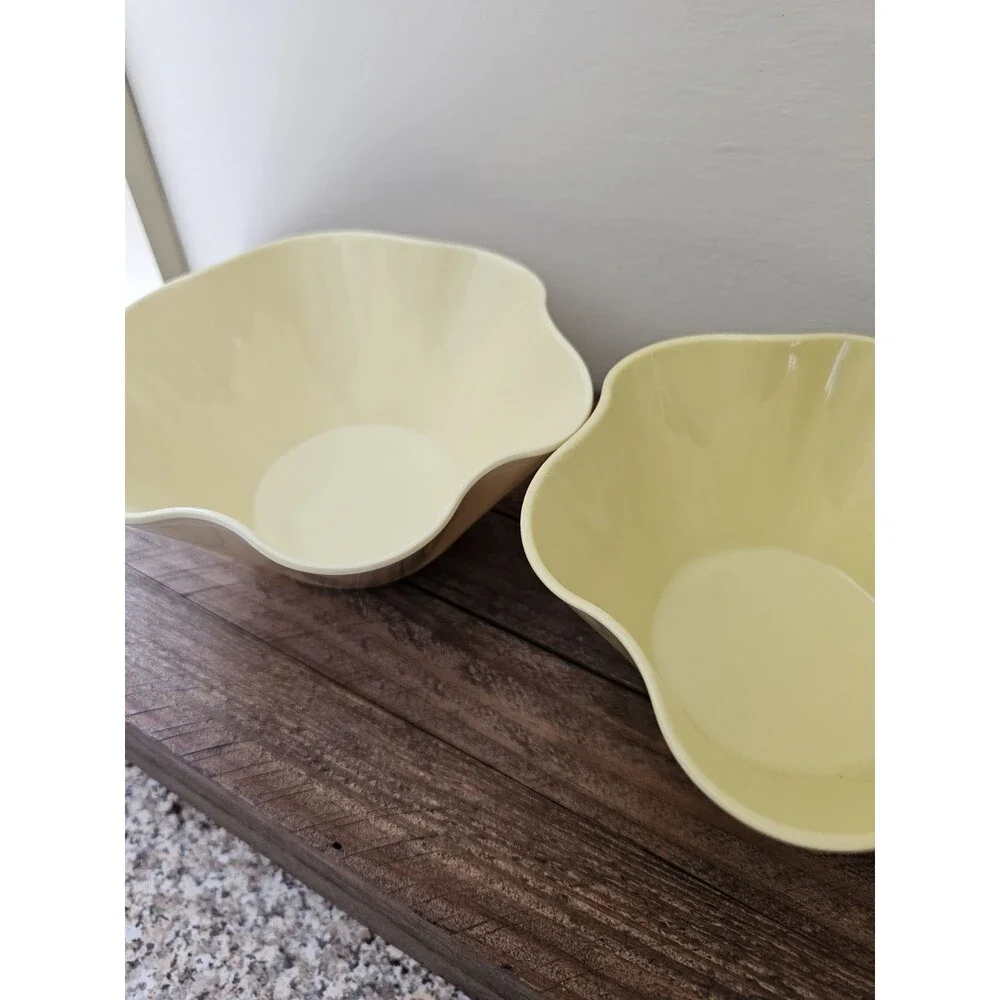 Greg Natale – Set of 4 Melamine Bowls Shades Of Yellow Excellent Condition